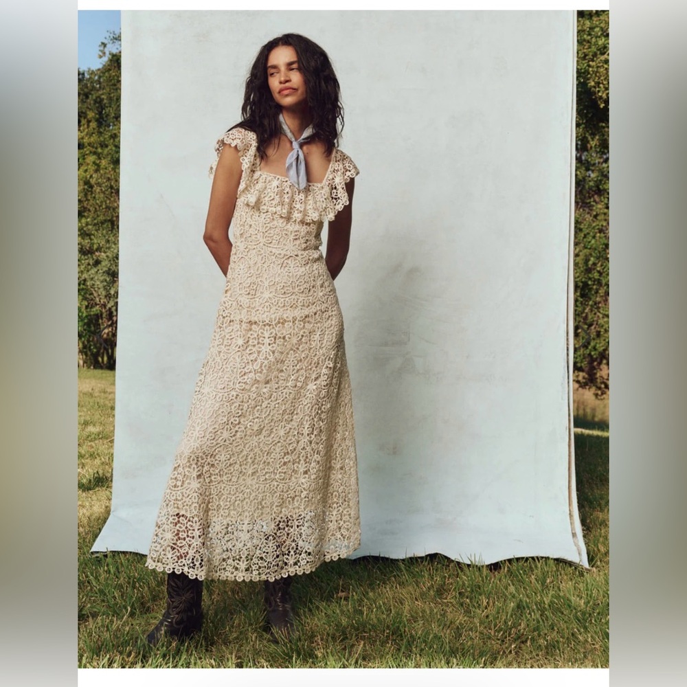 ISO The Great. Balcony Dress in Ivory sz 2